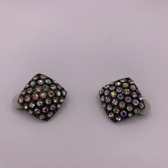 Jewelry - Vintage gold tone square rhinestone clip earrings